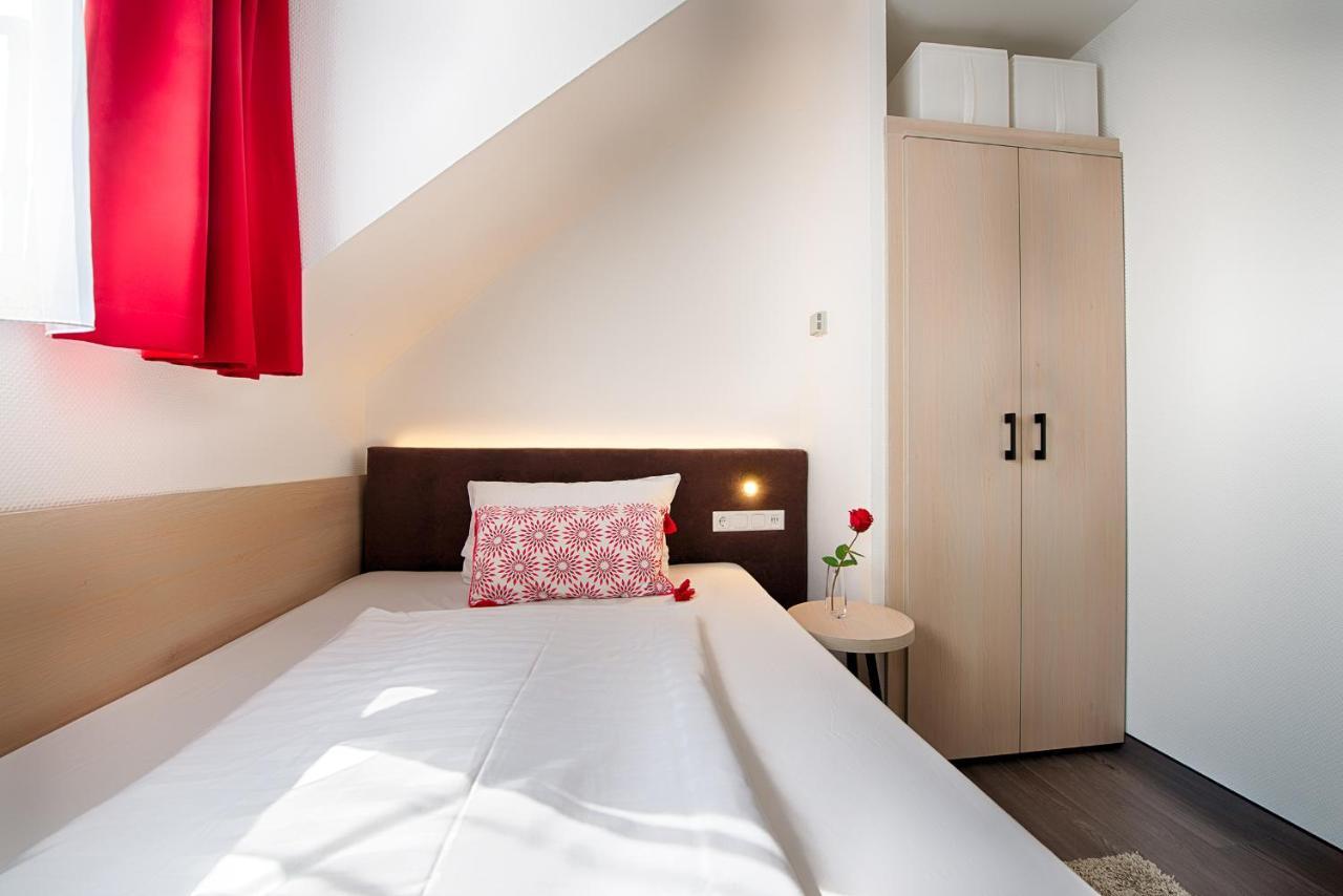 Home Hotel